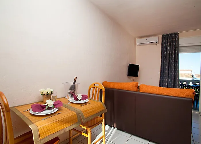 Апартаменты Studio Royal Delta-3 By Interhome